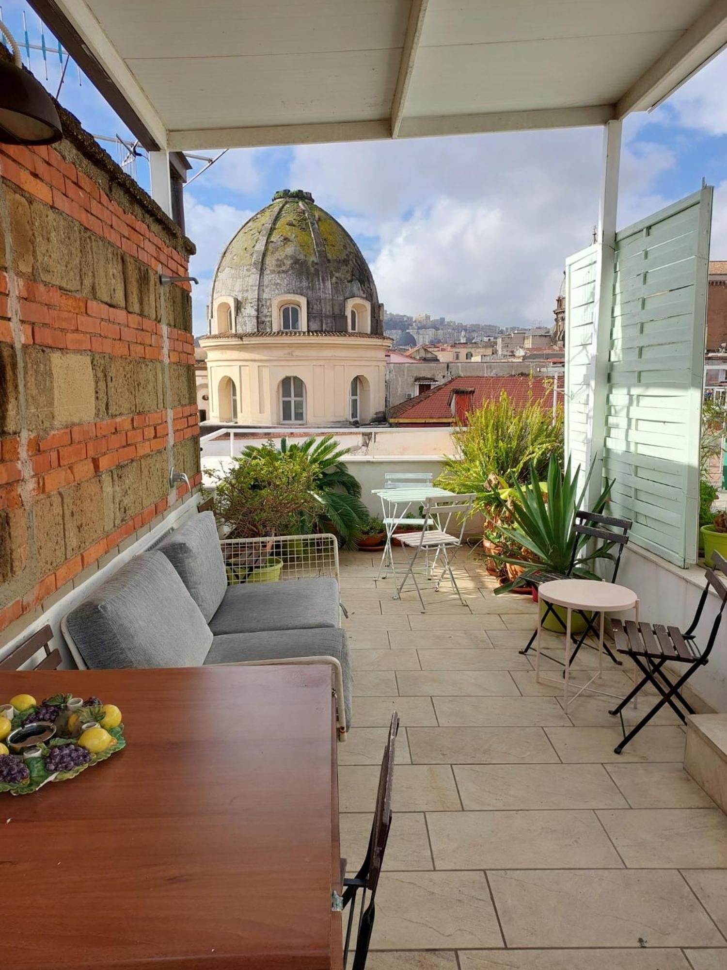 דירות S- Naples Loft With Balcony In The Historic Center מראה חיצוני תמונה