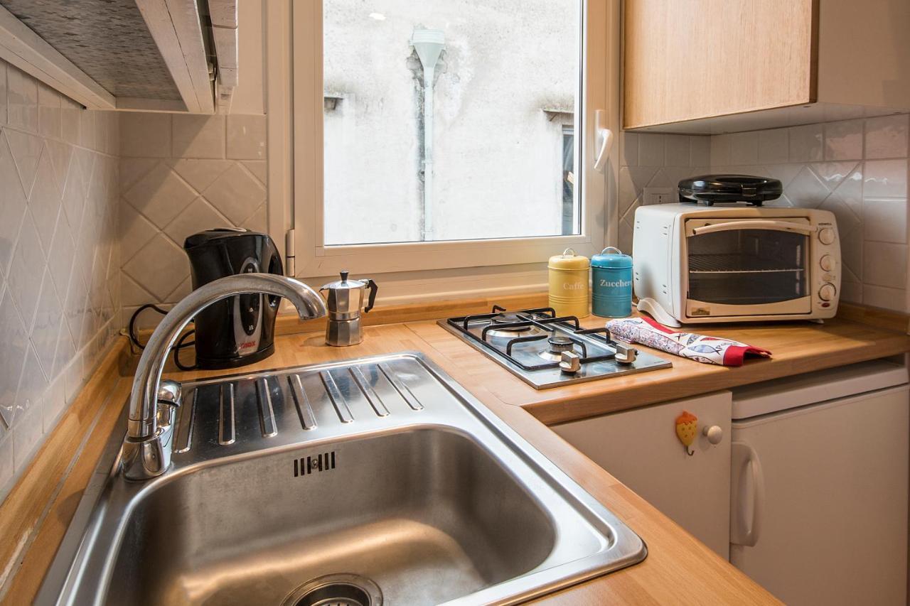 דירות S- Naples Loft With Balcony In The Historic Center מראה חיצוני תמונה